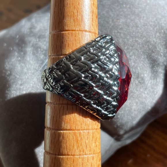 SET OF 2 costume rings - Picture 5 of 9